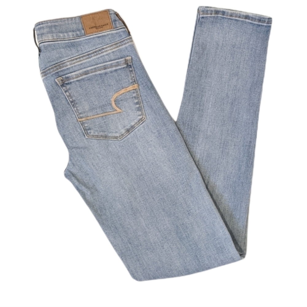 American Eagle Light Wash Skinny Jeans sz 2 Long